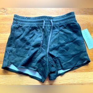 NWT New Velocity‎ Shorts Juniors Small Camo Workout